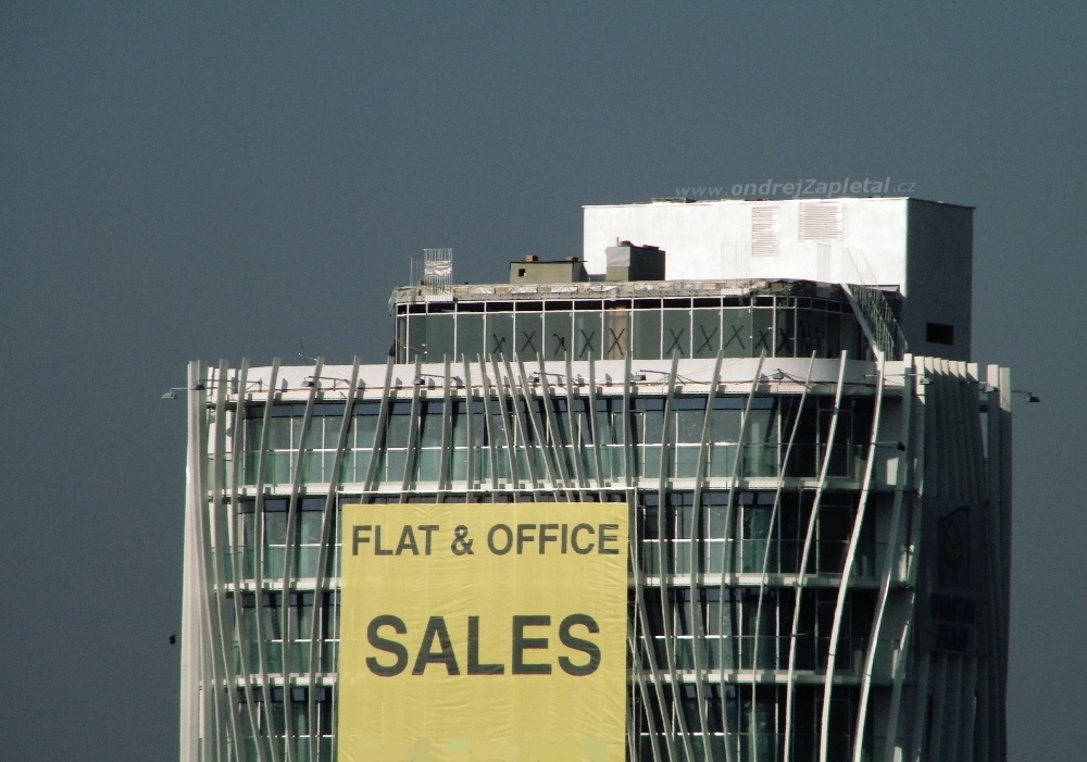 Flat & office sales (On the photo:  (Urban photography) praha, léto, nápisy)