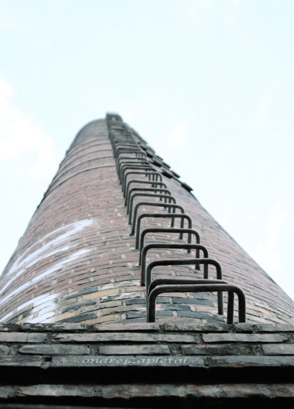 I Dare You (On the photo:  věž, graffiti, industrial)