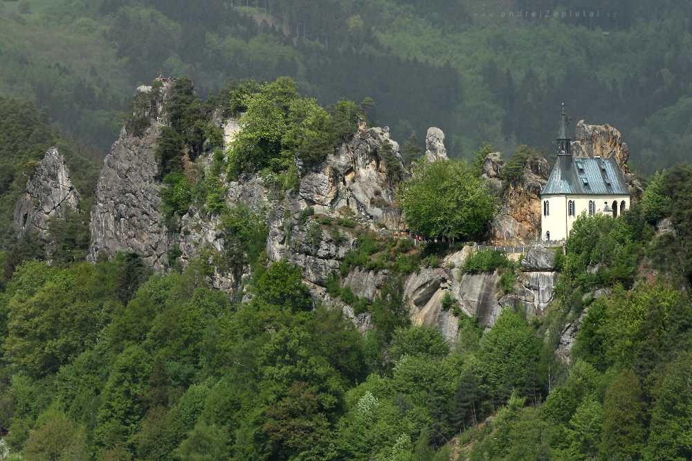 Malá Skála (On the photo:  skála, hrad, jaro)