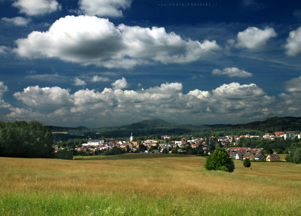Over Cvikov (On the photo:  louka, venkov, mraky)