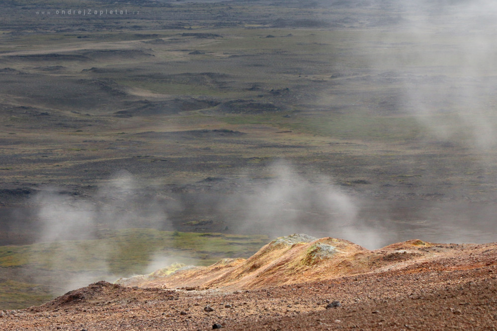 Little Volcanoes (On the photo:  (Nature photography) hory, mlha, příroda)