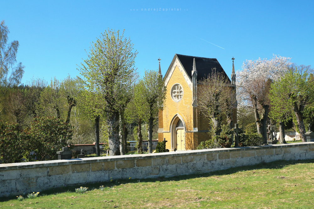 Cemetery Chapel (On the photo:  kostel, venkov, jaro)