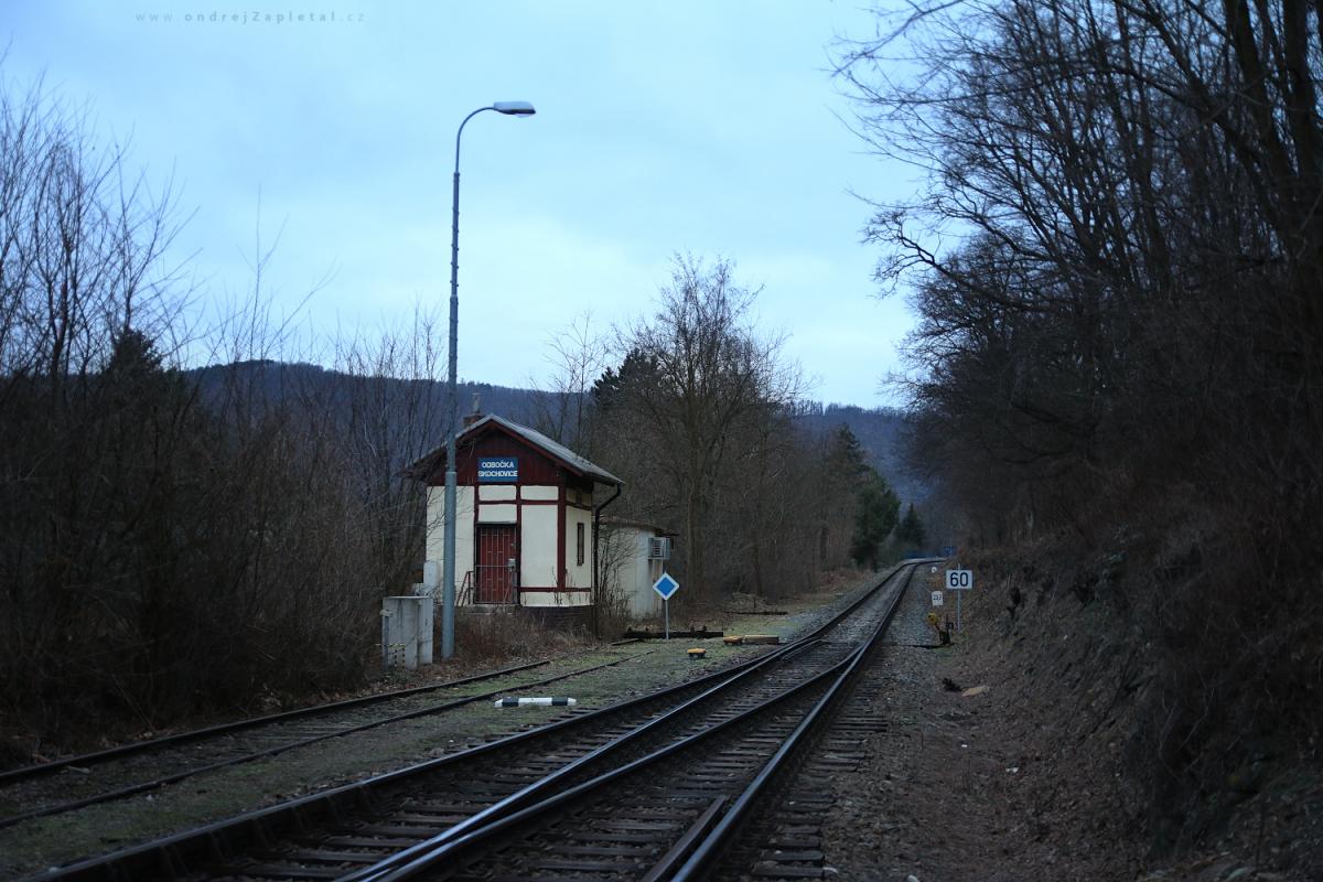 Little house by the tracks (On the photo: vlak)