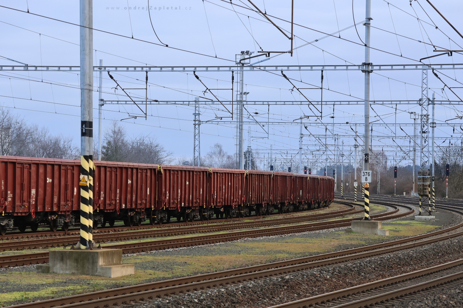 Wagons in a Turn (On the photo:  (Industrial Photography) vlak, elektřina, industrial)
