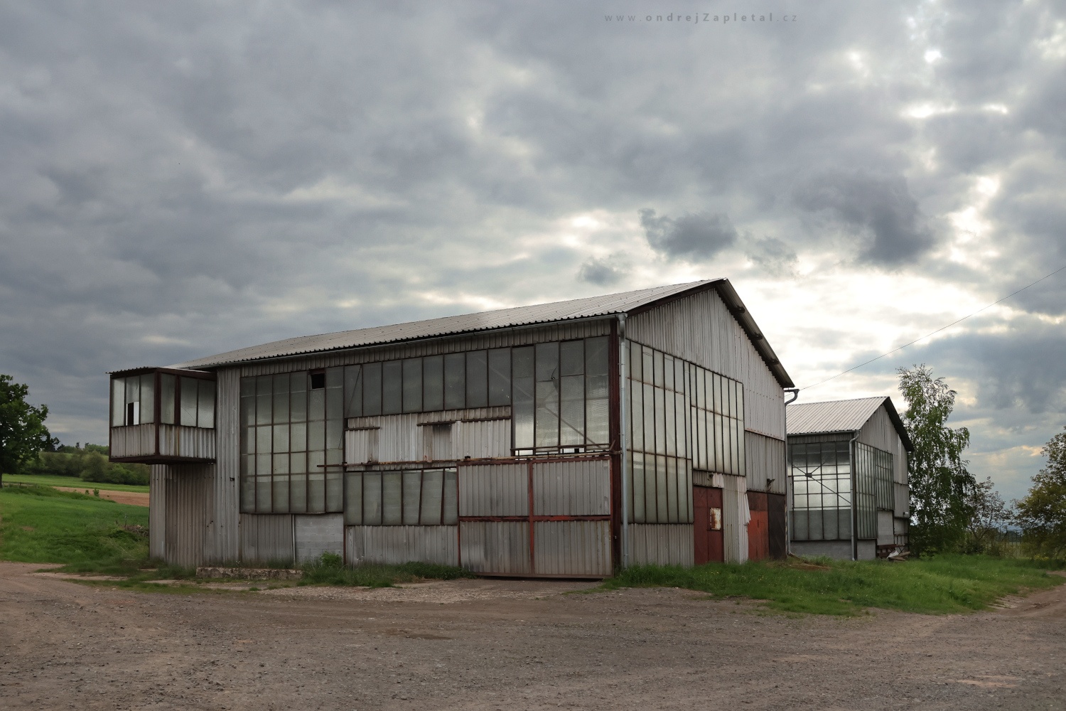 Warehouse (On the photo:  (Industrial Photography) budova, industrial, venkov)