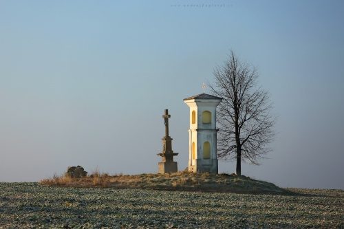 Shrine on a Little Hill photography